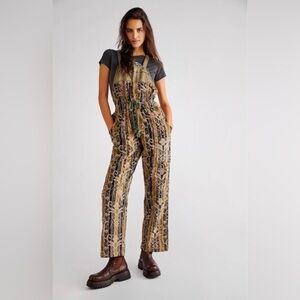 NWOT Free People Hold On Printed Cord Overalls Size Small $248